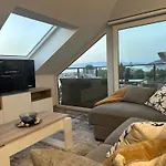 Atico Mirando O Mar Apartamento