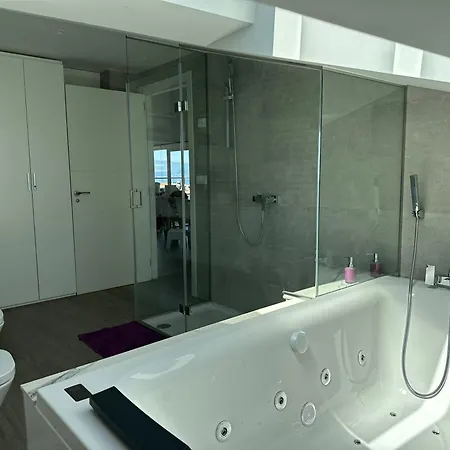 Atico Mirando O Mar Porto do Son